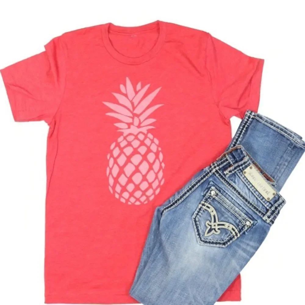 Red Pineapple Short Sleeve T-Shirt Sz L